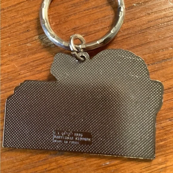 Vintage E.T. Universal Studios “Lucy” Keychain 1996 - Picture 2 of 2